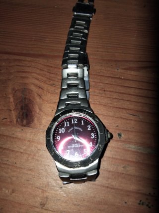 Reloj Louis Valentin esfera roja