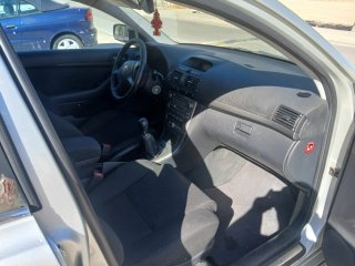 Toyota Avensis 2004