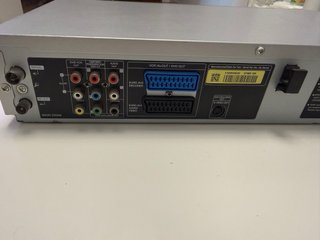 Combo Reproductor DVD y VHS LG VCX9842 (Hi-Fi)