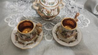 Set Caffè Capodimonte Porcellana Oro