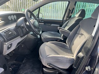 Peugeot 807 2010