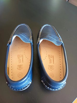 Mocasines de Piel Azul Daf. Talla 33