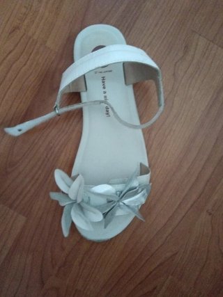 UnPares de Sandalias Gioseppo Talla 37