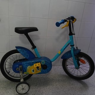 Bicicleta infantil azul