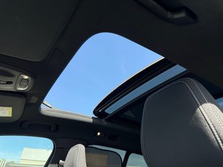 Volvo XC40 T4 Recharge Core Bright | Techo panorám