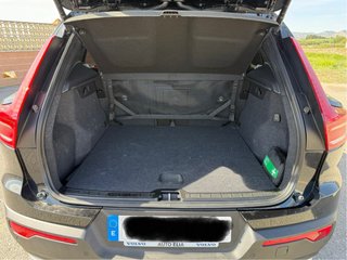 Volvo XC40 T4 Recharge Core Bright | Techo panorám