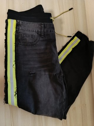 Pantalones Joggers Desigual Talla M