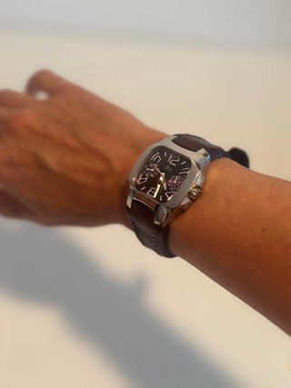 Reloj Lotus con Correa de Piel