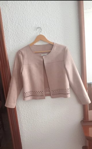 Chaqueta CortaTalla L, nueva a Estrenar