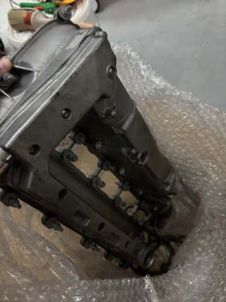 Tapa de culata OEM GM Opel 55596087 + PCV-sep ACEI