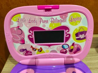 Computadora Didáctica Little Lady Purse Bilingual