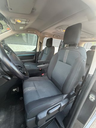 Peugeot Traveller 2018