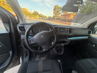 Peugeot Traveller 2018
