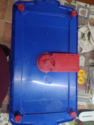 Juego air hockey Spiderman.