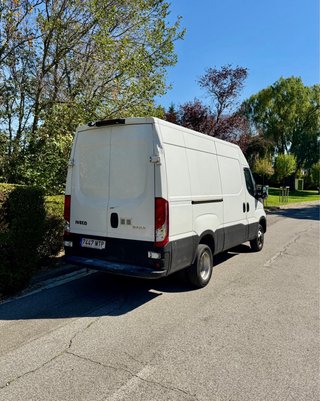 Iveco Daily 35C14 2.3 136Cv L3H2