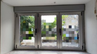 Ventana de Aluminio con Persiana