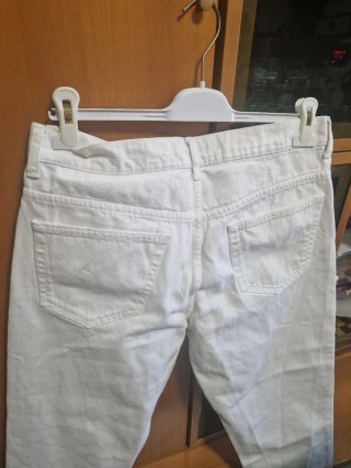Jeans bianchi Zara taglia 42 italiana