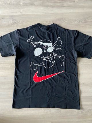 Camiseta Nike x One Piece Negra M