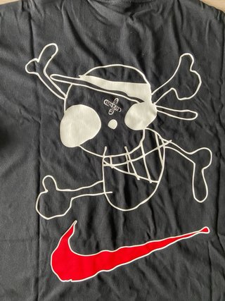 Camiseta Nike x One Piece Negra M