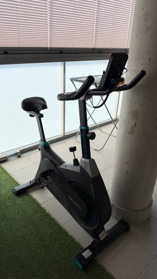 Bicicleta Estática Negra