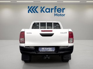 Toyota Hilux 2.4 D-4D Cabina Doble GX