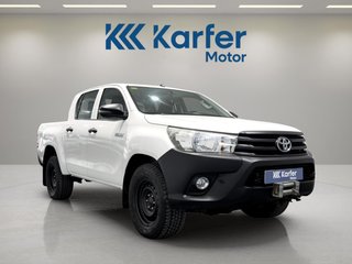 Toyota Hilux 2.4 D-4D Cabina Doble GX