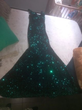 Vestido de fiesta plateado con pedrería Vestido ve