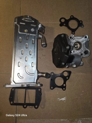 Válvula EGR y Radiador Gases Mercedes C220