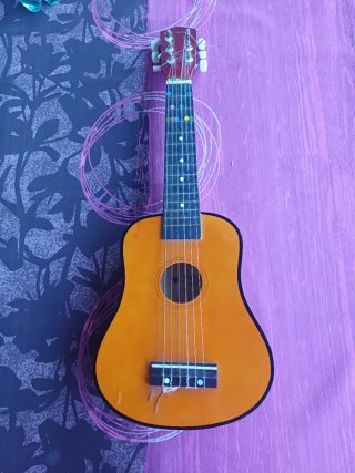 Guitarra Imagimarium Naranja