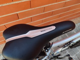 Bicicleta 28" Riverside 120