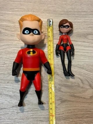 Lote 2 figuras de Los Increibles
