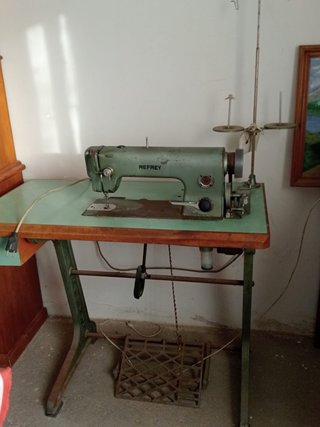Máquina de coser Refrey industrial