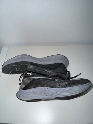 Zapatillas Nike Zoom Fly 4 Talla 43