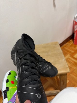 Zapatos de fútbol Nike Negro Talla 43