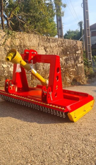 Desbrozadora de 1,40m. Grupo Comer LF140J