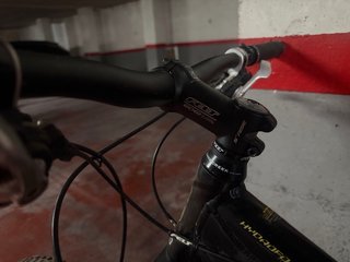 Bicicleta de Montaña Felt de Descenso