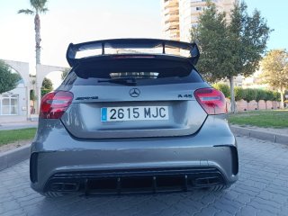 A45 AMG 381cv. 118.000km