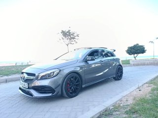 A45 AMG 381cv. 118.000km