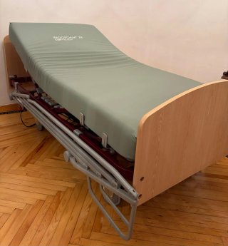 Cama Articulada eléctrica con colchón Antiescaras