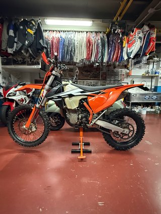 KTM 450 EXC-F 2017.