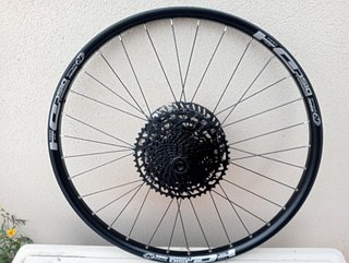142 x26 rueda ancha DH Downhil Enduro trasera