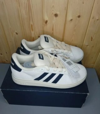 Deportivas Adidas Grand Court Talla 38/NUEVAS