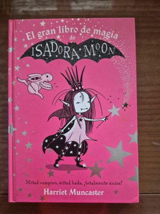 El gran libro de magia de Isadora y Mirabella