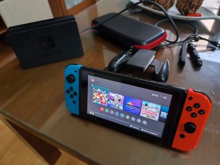 Consola Nintendo Switch Azul/Rojo