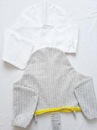 Trona IKEA Antilop blanca con bandeja y cojín rega