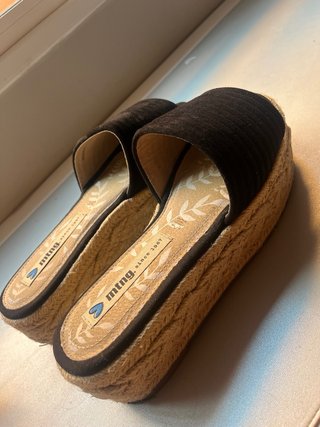 Sandalias palas Mustang Negras con Plataforma