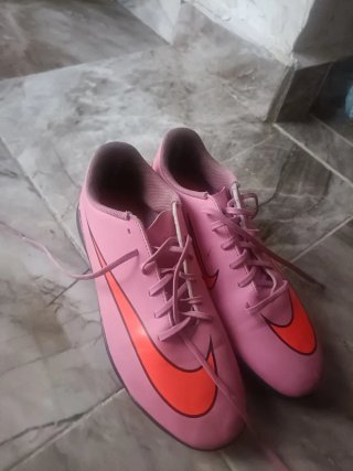 Botas de Fútbol Nike Talla 39.5