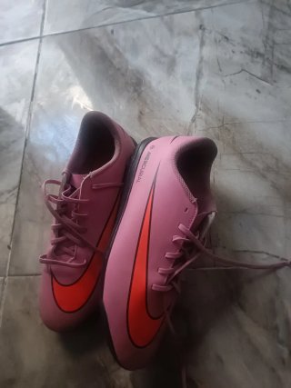 Botas de Fútbol Nike Talla 39.5