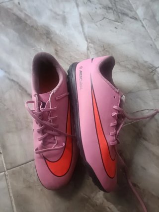 Botas de Fútbol Nike Talla 39.5