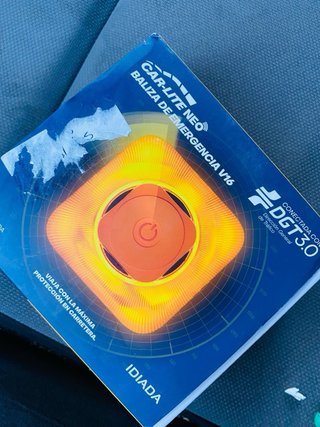Baliza de Emergencia V16 Car-Lite Neo